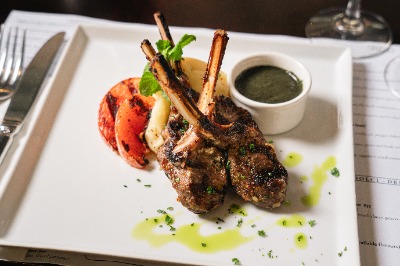 Costarelle Di Agnello Alla Brace