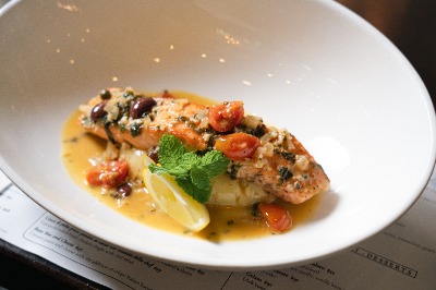 Filetto Di Salmone Alla Mediterranea